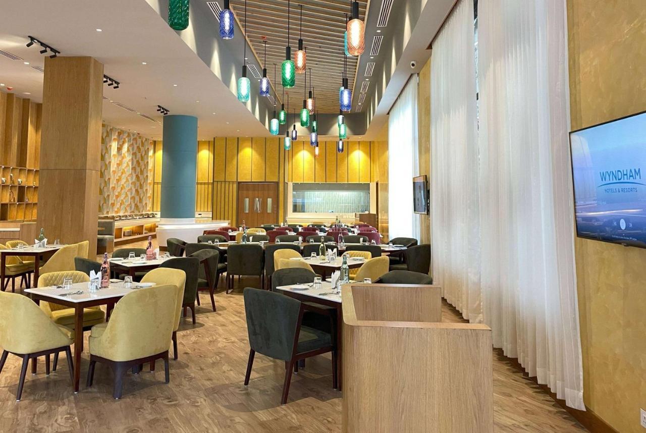 Ramada Encore By Wyndham Amritsar Airport Kültér fotó