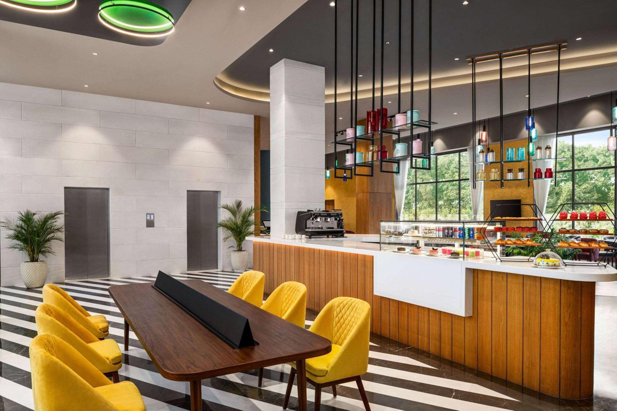 Ramada Encore By Wyndham Amritsar Airport Kültér fotó