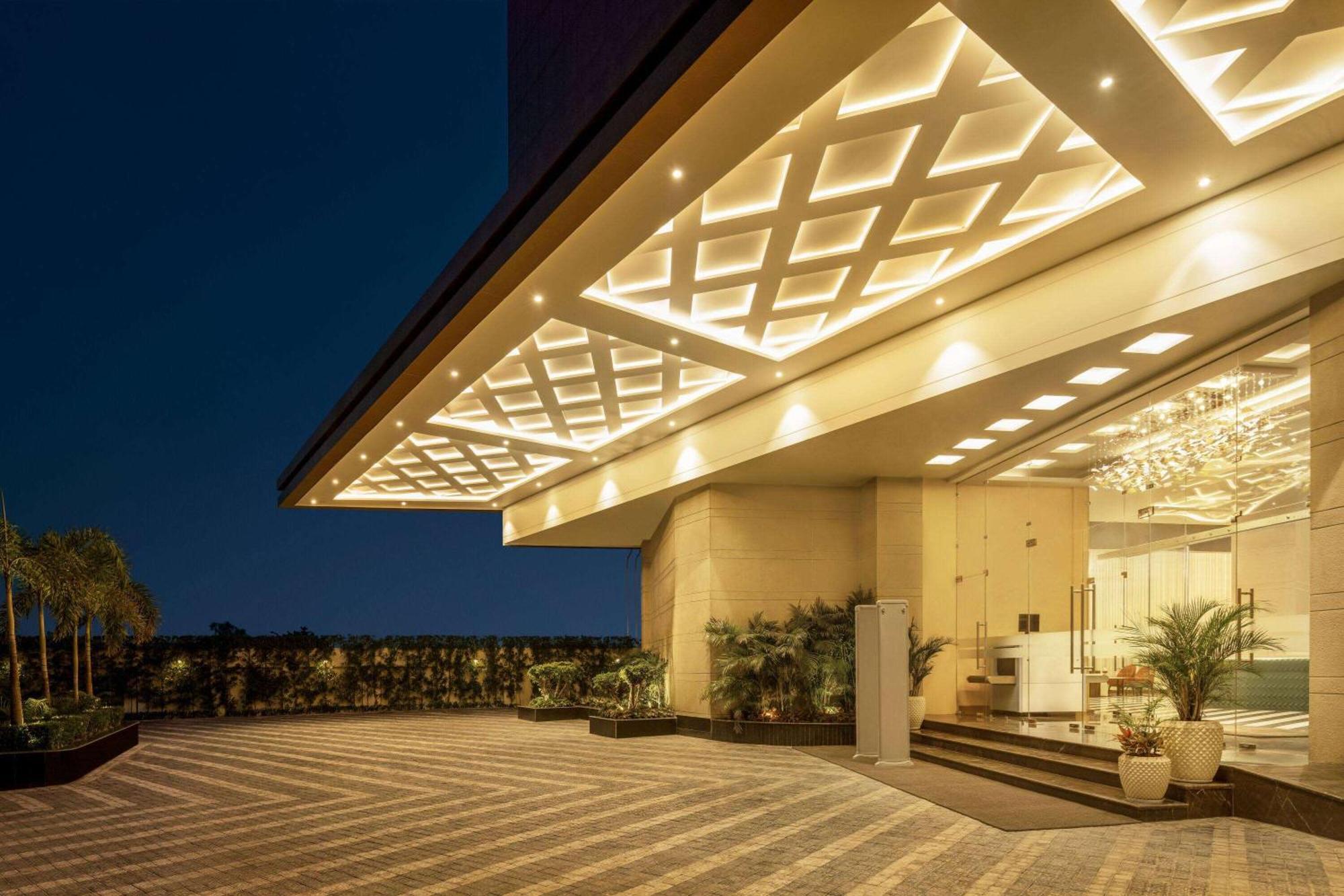 Ramada Encore By Wyndham Amritsar Airport Kültér fotó